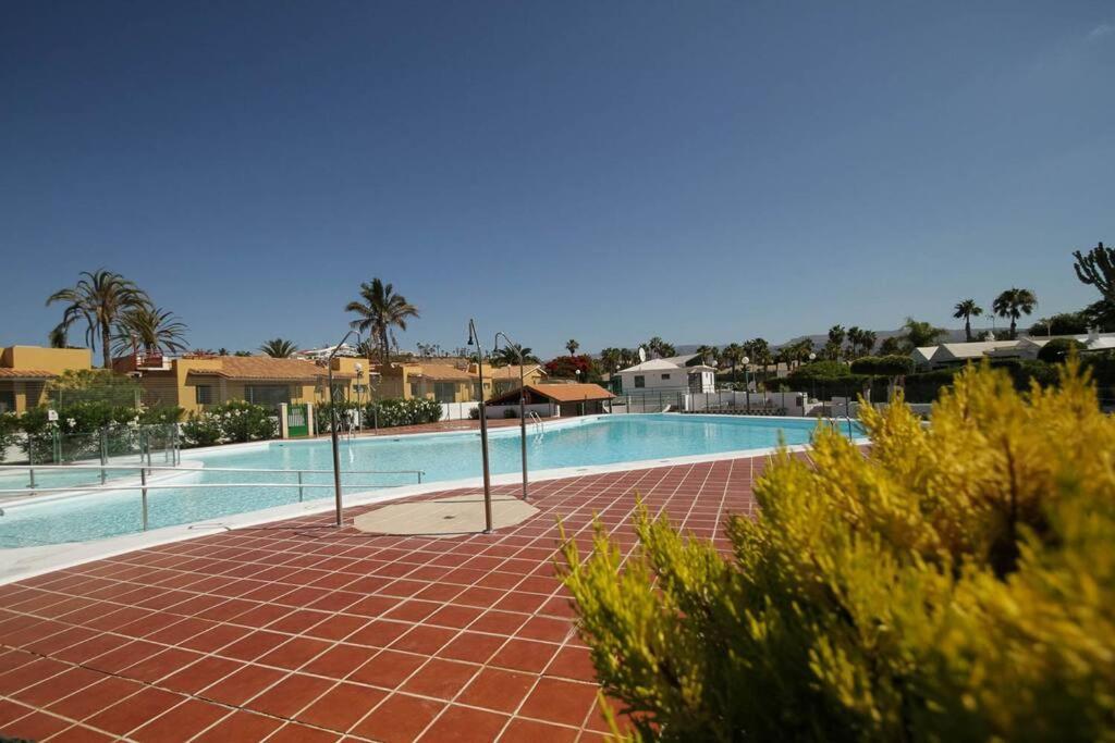Cozy & Modern Bungalow W/Private Garden Bbq+Wifi Maspalomas  Ngoại thất bức ảnh